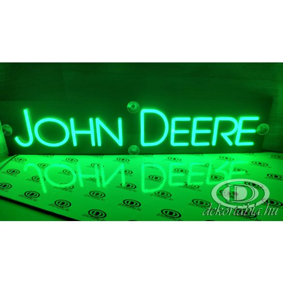 John Deere felirat neon tábla